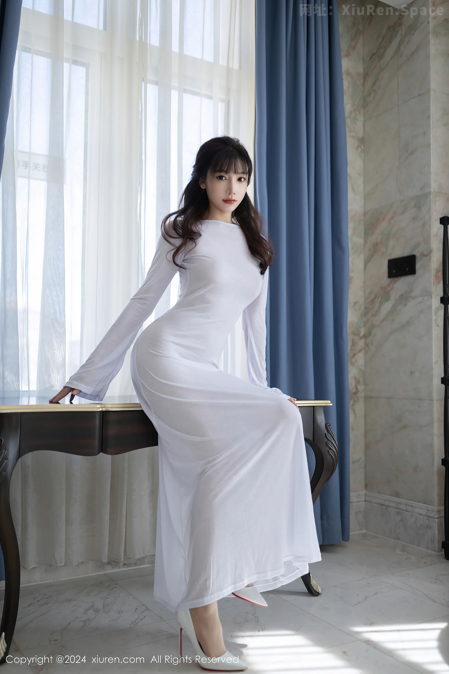 图片[4]-[XiuRen秀人网] VOL.9521 模特陆萱萱私房性感白色薄透礼服配超薄肉丝秀柔美身姿诱惑写真80P-秀人网官方网站